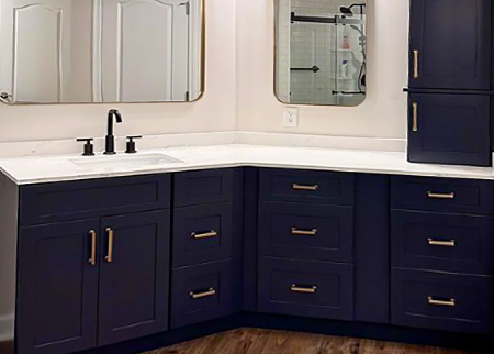 Bathroom Cabinets & Vanities 